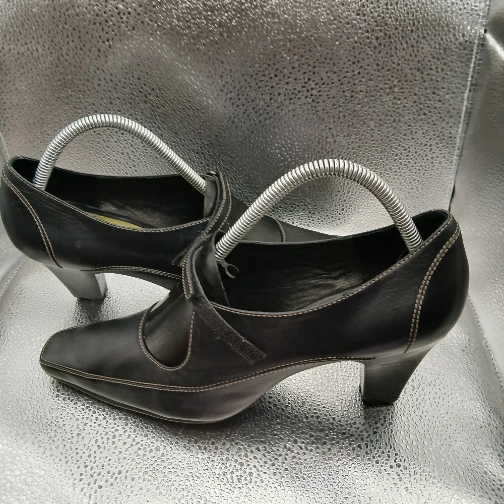 Aeropostale Black Leather Heels Women's Size 10